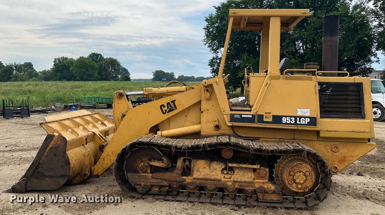 image for item JM9207 1981 Caterpillar 953 LGP  track loader