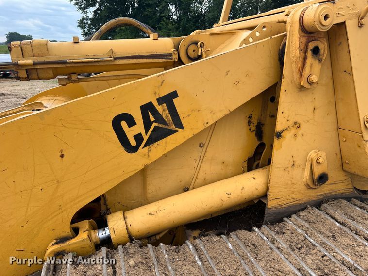 image for item JM9207 1981 Caterpillar 953 LGP  track loader