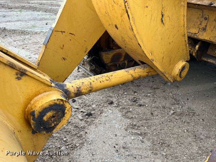 image for item JM9207 1981 Caterpillar 953 LGP  track loader