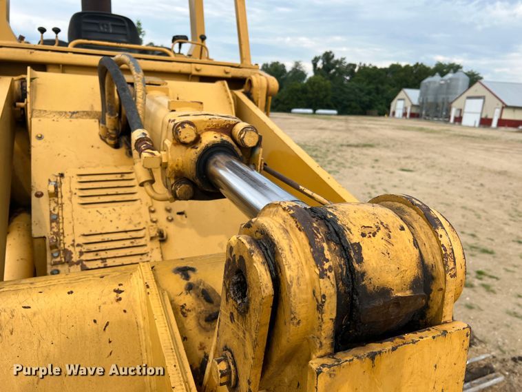 image for item JM9207 1981 Caterpillar 953 LGP  track loader