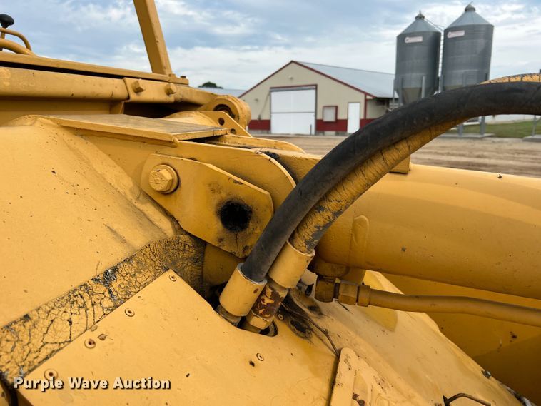 image for item JM9207 1981 Caterpillar 953 LGP  track loader