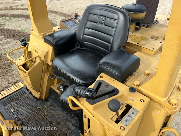 image for item JM9207 1981 Caterpillar 953 LGP  track loader