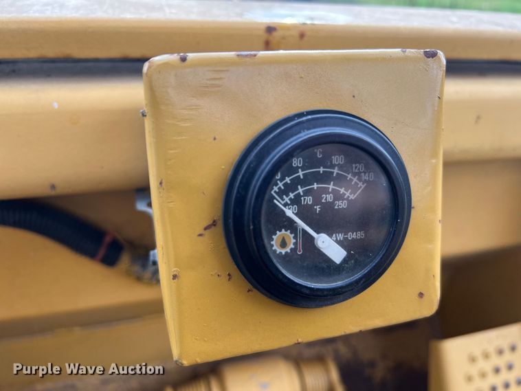 image for item JM9207 1981 Caterpillar 953 LGP  track loader