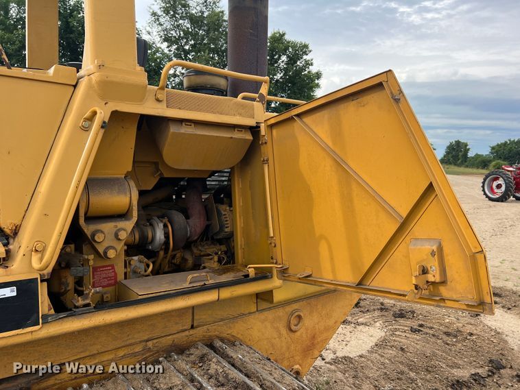 image for item JM9207 1981 Caterpillar 953 LGP  track loader