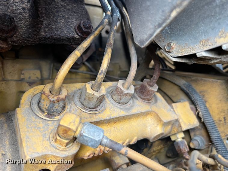 image for item JM9207 1981 Caterpillar 953 LGP  track loader