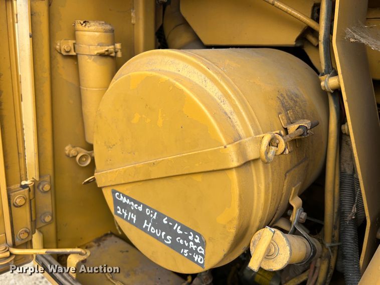 image for item JM9207 1981 Caterpillar 953 LGP  track loader