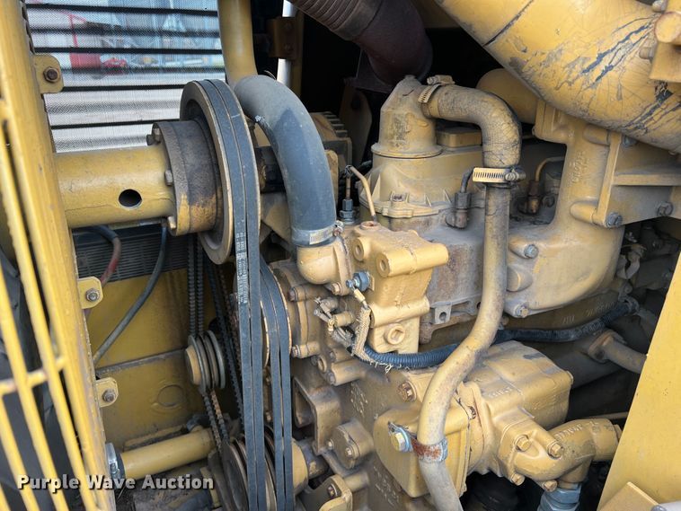 image for item JM9207 1981 Caterpillar 953 LGP  track loader