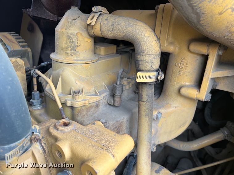 image for item JM9207 1981 Caterpillar 953 LGP  track loader