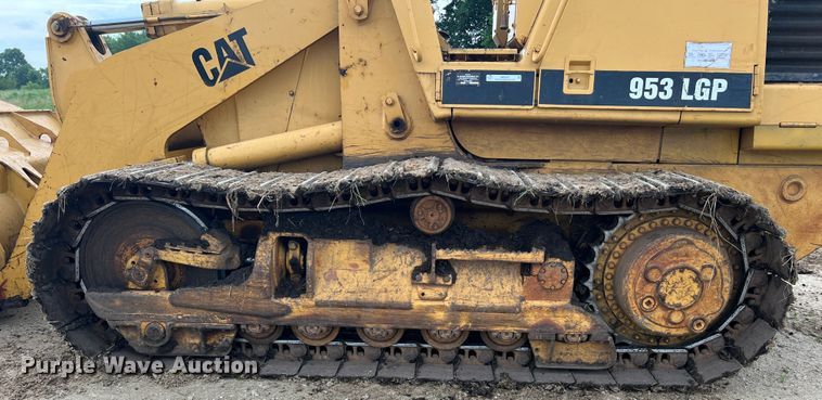 image for item JM9207 1981 Caterpillar 953 LGP  track loader