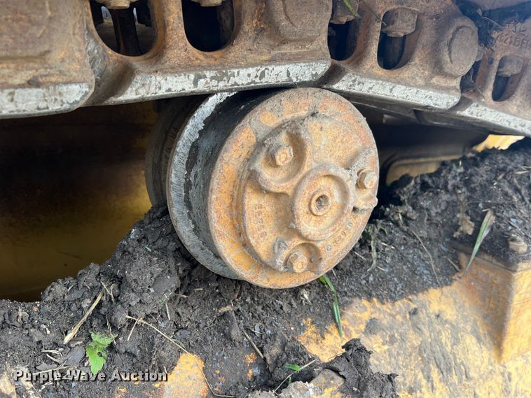 image for item JM9207 1981 Caterpillar 953 LGP  track loader