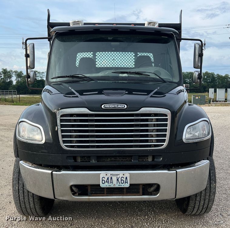 image for item JM9209 2008 Freightliner Business Class M2  dump flatbed truck