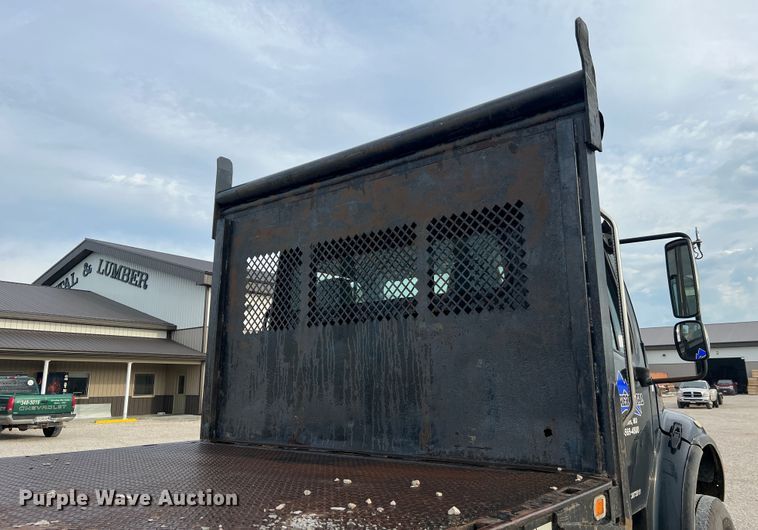 image for item JM9209 2008 Freightliner Business Class M2  dump flatbed truck