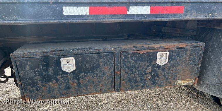 image for item JM9209 2008 Freightliner Business Class M2  dump flatbed truck