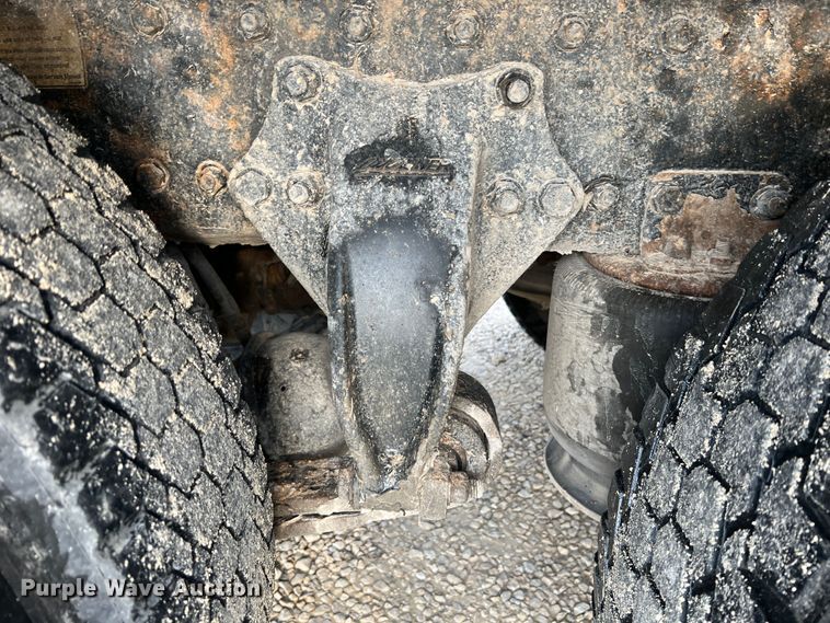 image for item JM9209 2008 Freightliner Business Class M2  dump flatbed truck