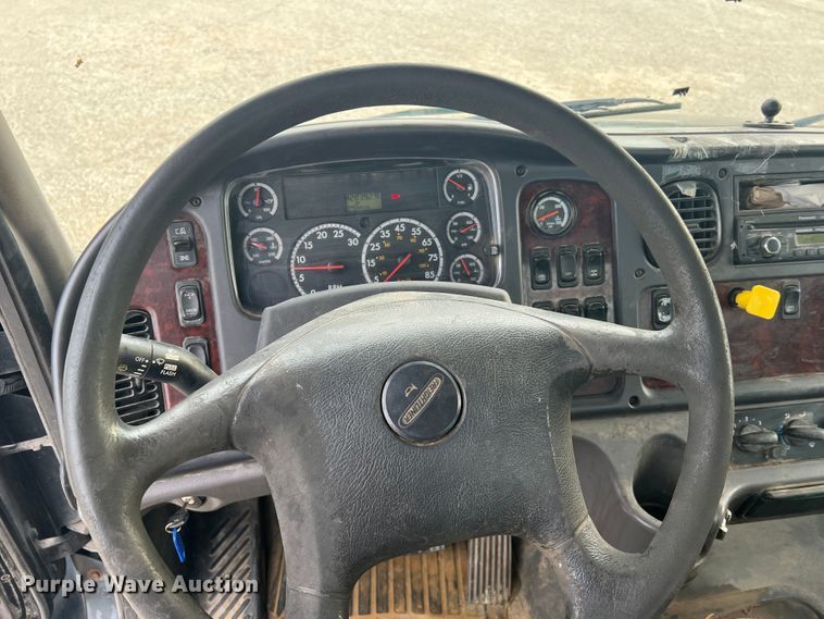 image for item JM9209 2008 Freightliner Business Class M2  dump flatbed truck