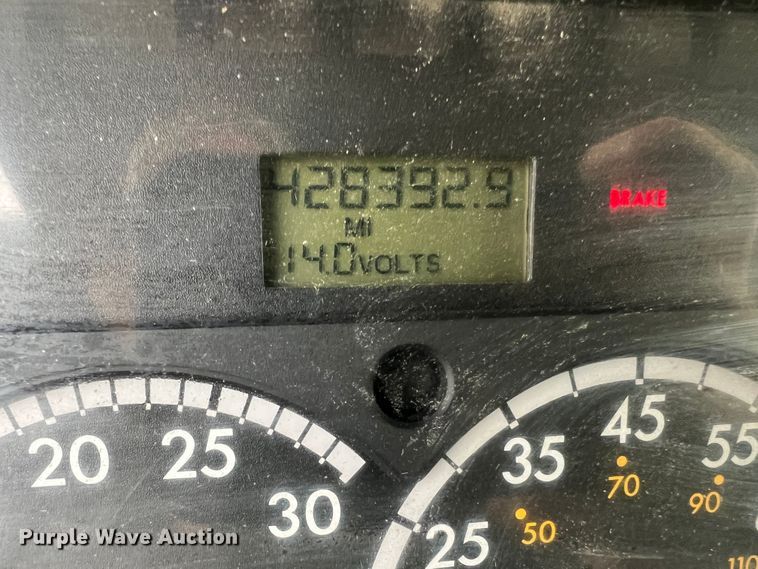 image for item JM9209 2008 Freightliner Business Class M2  dump flatbed truck