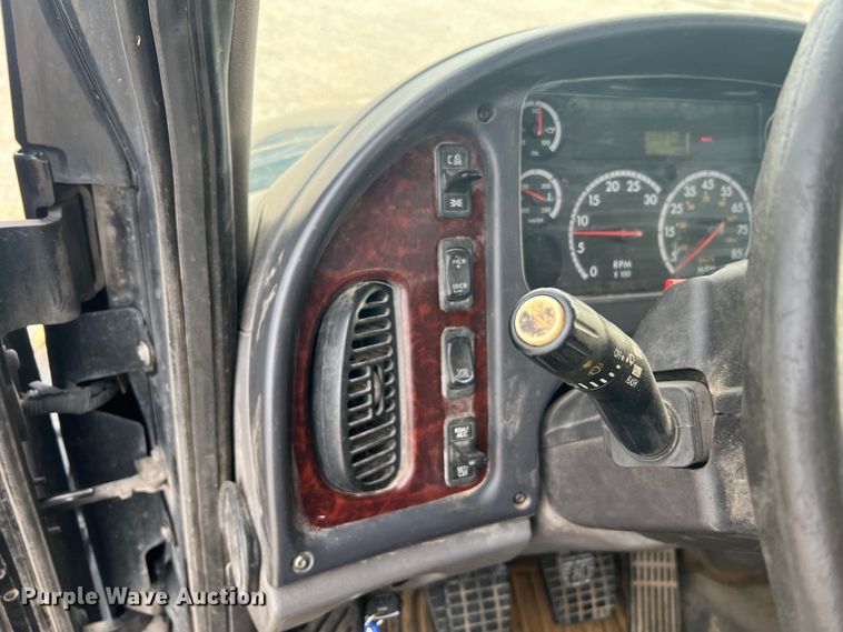 image for item JM9209 2008 Freightliner Business Class M2  dump flatbed truck