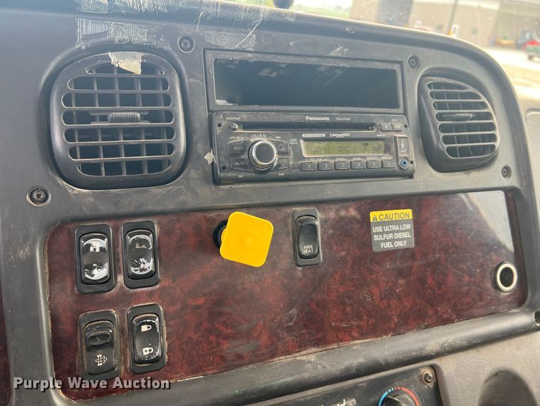 image for item JM9209 2008 Freightliner Business Class M2  dump flatbed truck