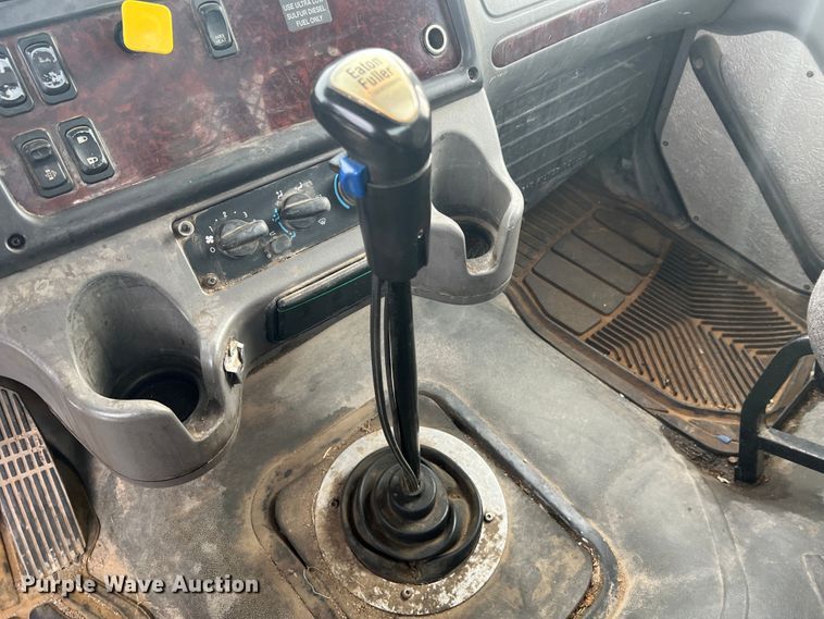 image for item JM9209 2008 Freightliner Business Class M2  dump flatbed truck