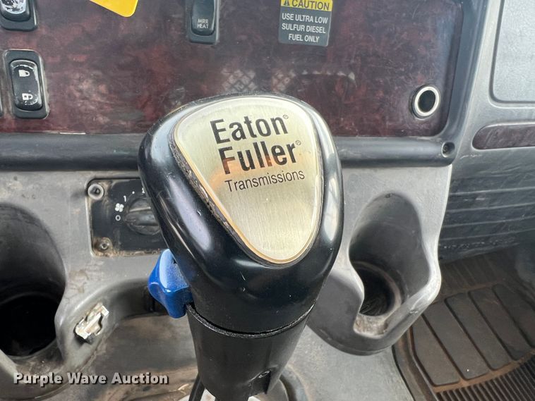 image for item JM9209 2008 Freightliner Business Class M2  dump flatbed truck