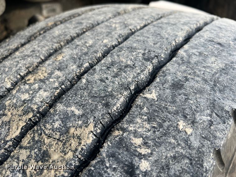 image for item JM9209 2008 Freightliner Business Class M2  dump flatbed truck