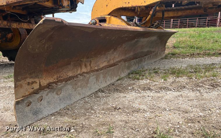 image for item JM9211 1964 Galion 104  rigid frame motor grader