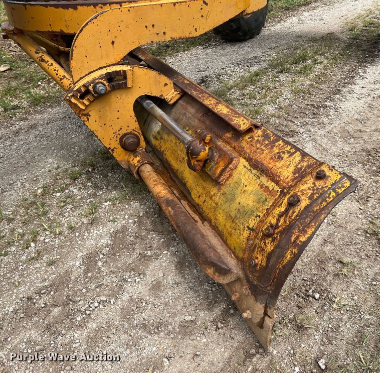 image for item JM9211 1964 Galion 104  rigid frame motor grader