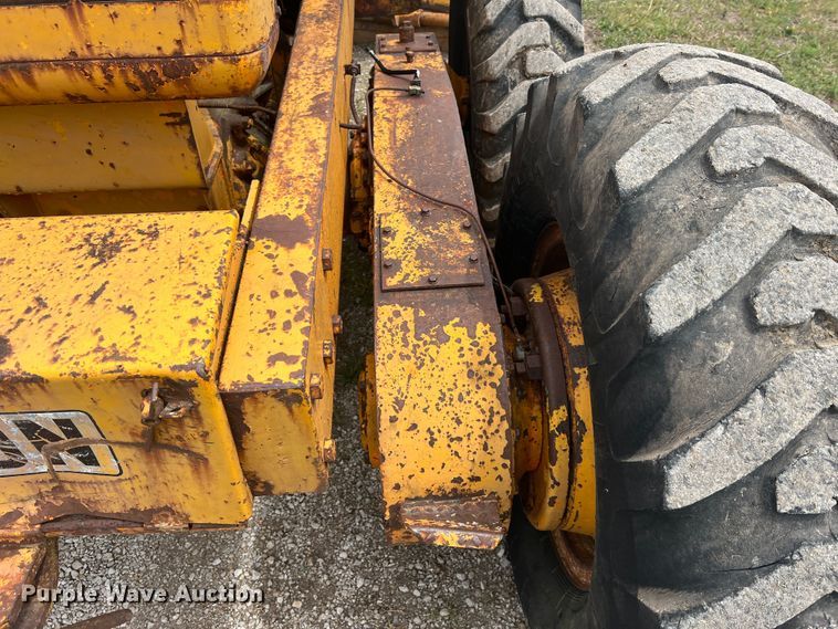 image for item JM9211 1964 Galion 104  rigid frame motor grader