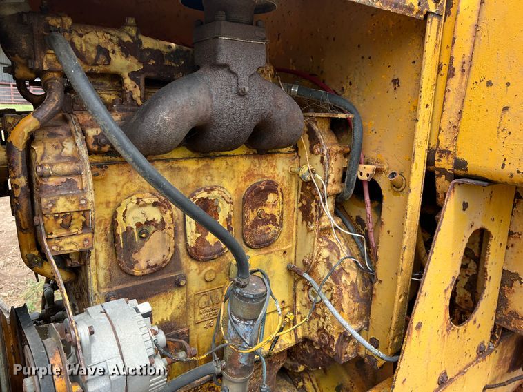 image for item JM9211 1964 Galion 104  rigid frame motor grader