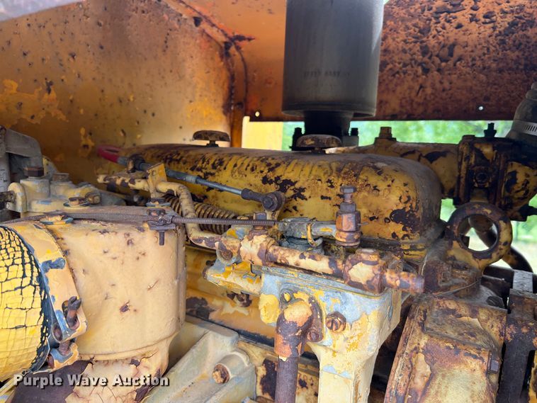 image for item JM9211 1964 Galion 104  rigid frame motor grader