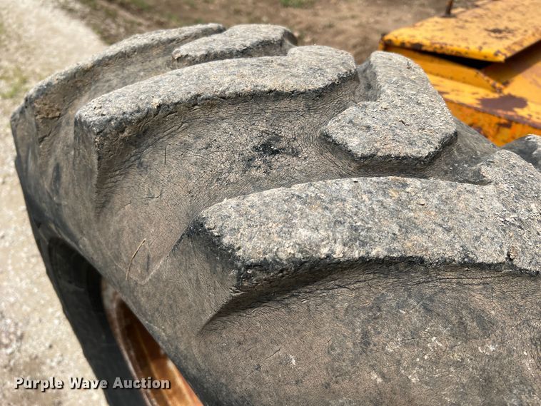 image for item JM9211 1964 Galion 104  rigid frame motor grader