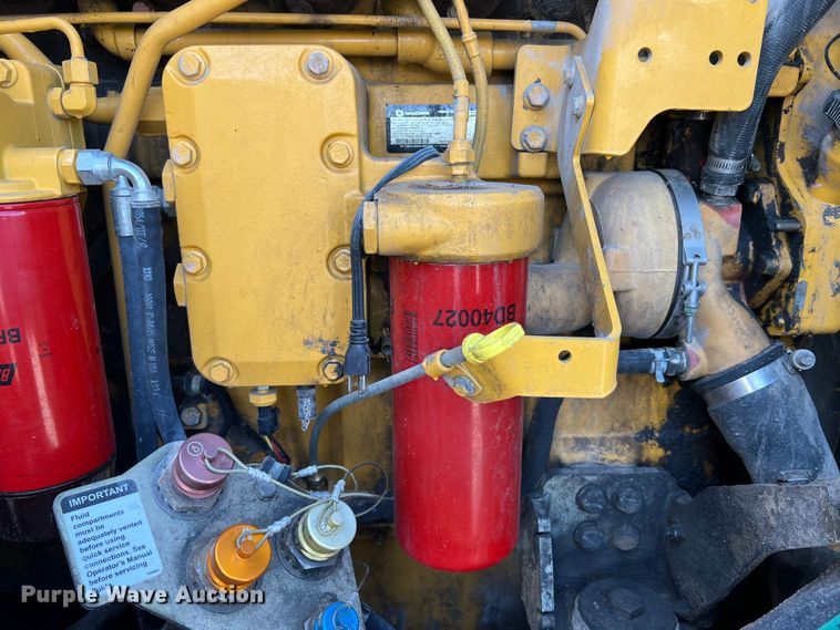 image for item JM9218 2010 John Deere 824K  wheel loader