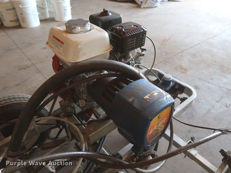 image for item JR9435 2019 Graco LineLazer II 3900  paint striper