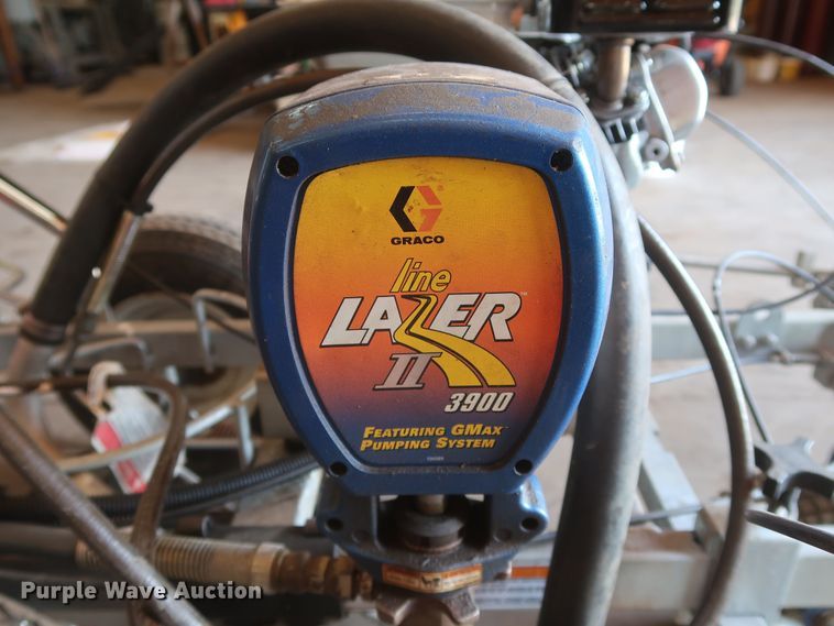 image for item JR9435 2019 Graco LineLazer II 3900  paint striper