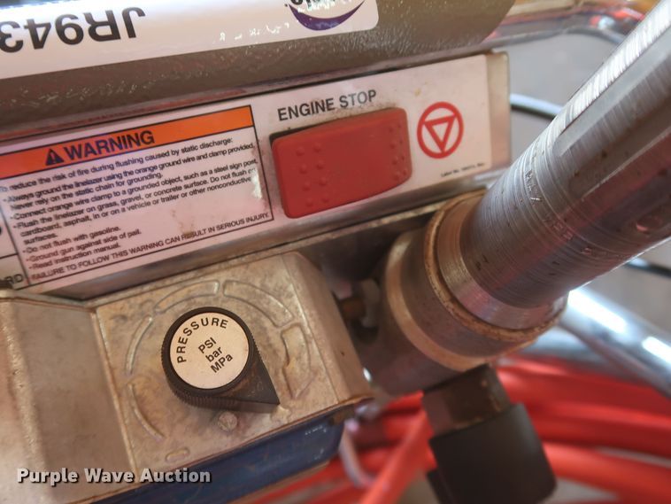 image for item JR9435 2019 Graco LineLazer II 3900  paint striper