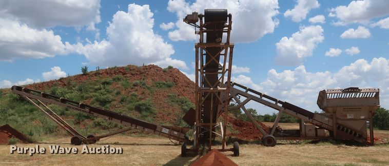 image for item JR9437 The Screen Machine Contractor  screening plant