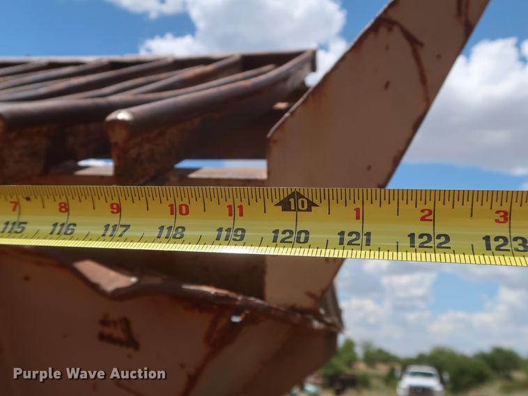 image for item JR9437 The Screen Machine Contractor  screening plant