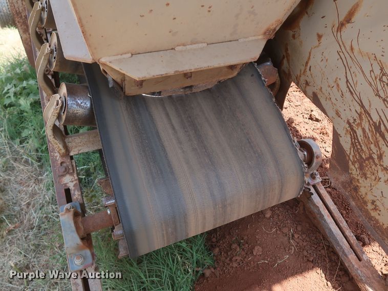 image for item JR9437 The Screen Machine Contractor  screening plant