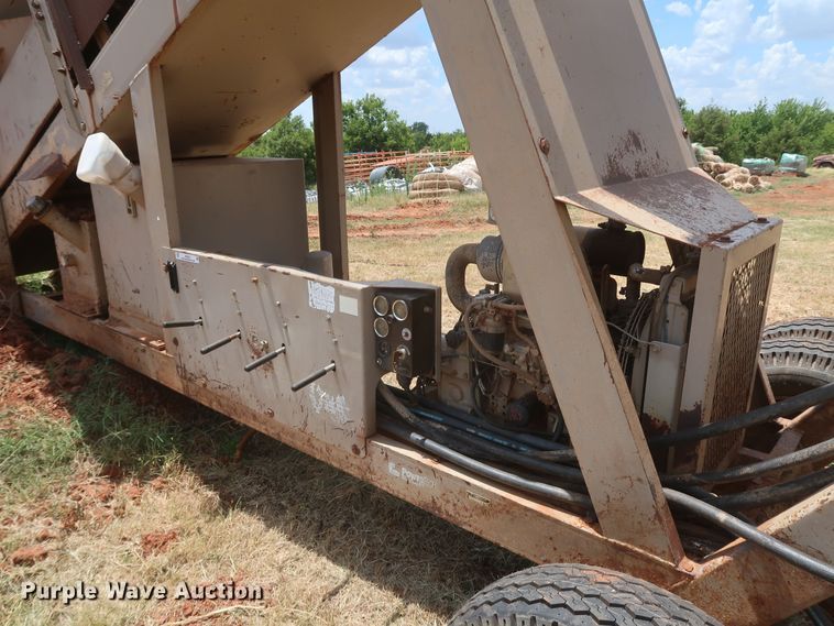 image for item JR9437 The Screen Machine Contractor  screening plant