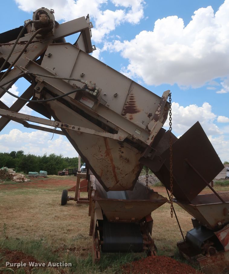 image for item JR9437 The Screen Machine Contractor  screening plant