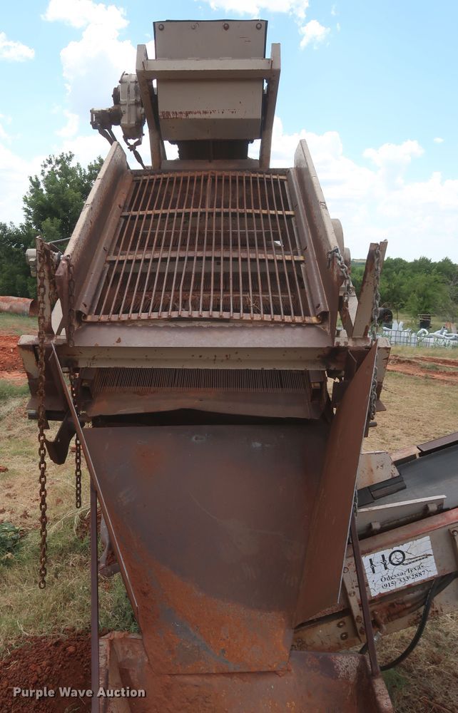 image for item JR9437 The Screen Machine Contractor  screening plant