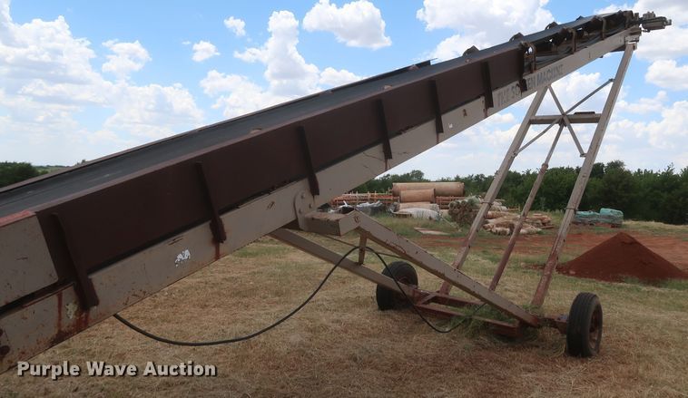 image for item JR9437 The Screen Machine Contractor  screening plant