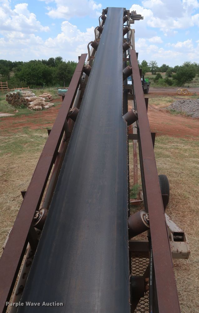 image for item JR9437 The Screen Machine Contractor  screening plant