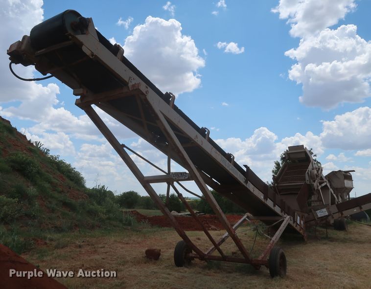 image for item JR9437 The Screen Machine Contractor  screening plant