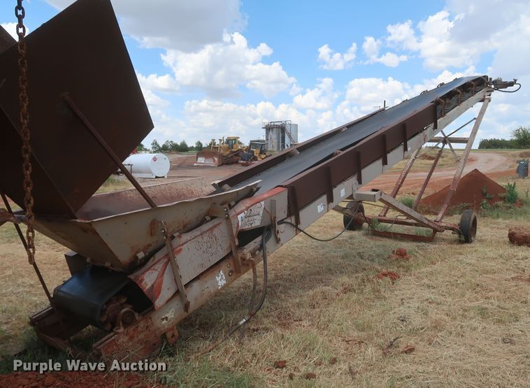image for item JR9437 The Screen Machine Contractor  screening plant
