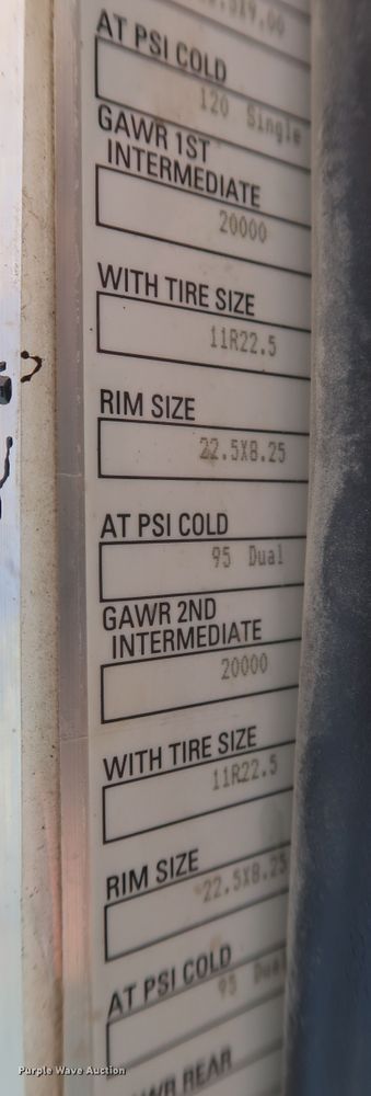 image for item JR9438 2008 Peterbilt 340  oil distributor truck