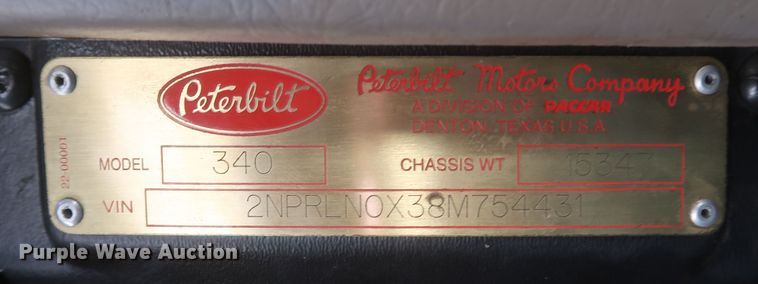 image for item JR9438 2008 Peterbilt 340  oil distributor truck