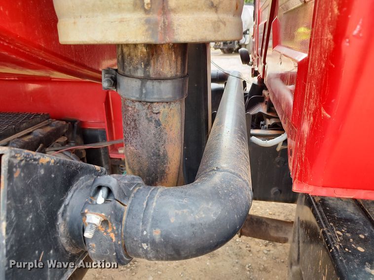 image for item JR9439 2003 International 8500  tank truck