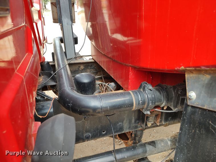 image for item JR9439 2003 International 8500  tank truck