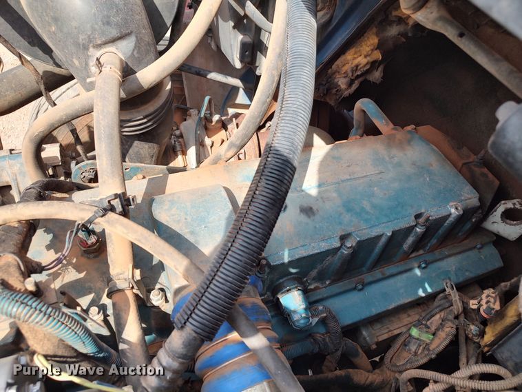 image for item JR9439 2003 International 8500  tank truck